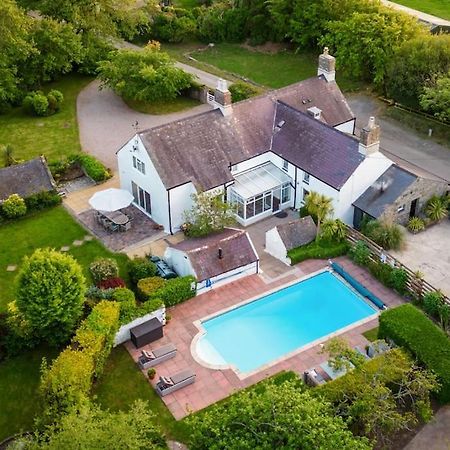 Plas Newydd With Swimming Pool, Fire Pit, And Log Fires Villa Rhiw Luaran gambar